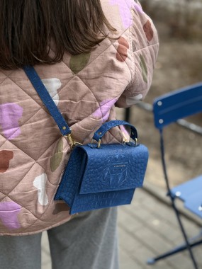 Trunkette Croco Black (1)